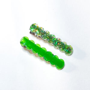 Brat Resin Squiggle Hair Clip Duo