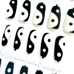 Black and White Yin-Yang Press On Nails