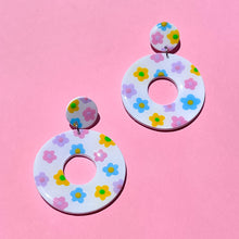 Load image into Gallery viewer, Flower Power Chunky Hoop Dangles
