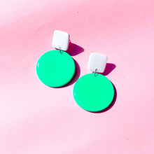 Load image into Gallery viewer, Colour Block&#39;d Circle Earrings in Seafoam and White
