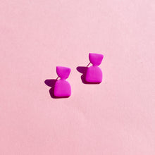 Load image into Gallery viewer, Hot Pink Vase Mini Studs
